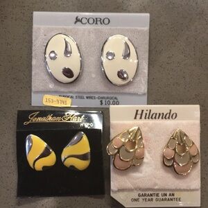 NWT original owner 1980s vintage earrings​